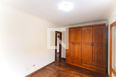 Casa à venda com 302m², 6 quartos e 3 vagasQuarto 4