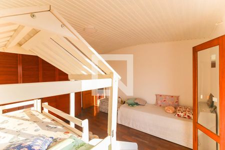 Casa à venda com 302m², 6 quartos e 3 vagasQuarto 5