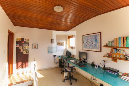 Casa à venda com 302m², 6 quartos e 3 vagasEscritório