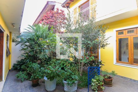 Casa à venda com 302m², 6 quartos e 3 vagasQuintal