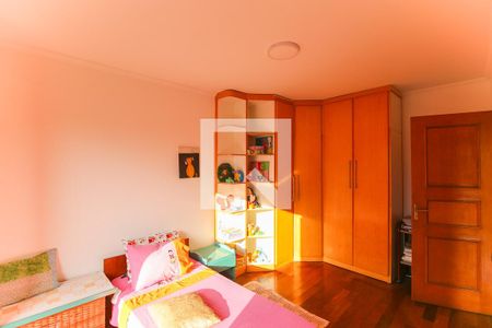 Casa à venda com 302m², 6 quartos e 3 vagasQuarto 2