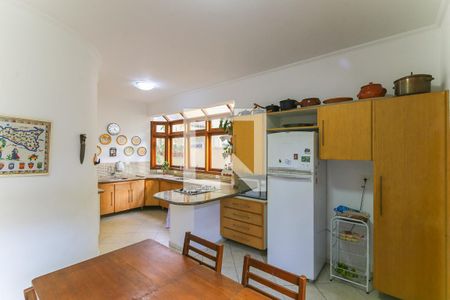 Casa à venda com 302m², 6 quartos e 3 vagasCozinha