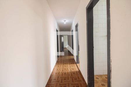 Apartamento para alugar com 105m², 3 quartos e sem vaga Apartamento para alugar com 105m², 3 quartos e sem vagaCorredor de Acesso