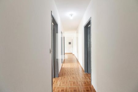 Apartamento para alugar com 105m², 3 quartos e sem vaga Apartamento para alugar com 105m², 3 quartos e sem vagaCorredor de Acesso
