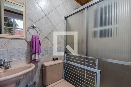 Casa à venda com 210m², 3 quartos e 2 vagas Casa à venda com 210m², 3 quartos e 2 vagasBanheiro de Serviço