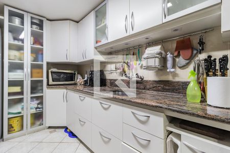 Casa à venda com 210m², 3 quartos e 2 vagas Casa à venda com 210m², 3 quartos e 2 vagasCozinha