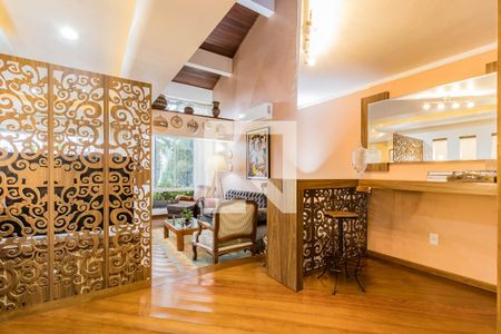 Sala de casa à venda com 3 quartos, 210m² em Jardim Sabará, Porto Alegre