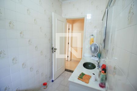 Casa para alugar com 250m², 3 quartos e 5 vagasBanheiro Social 