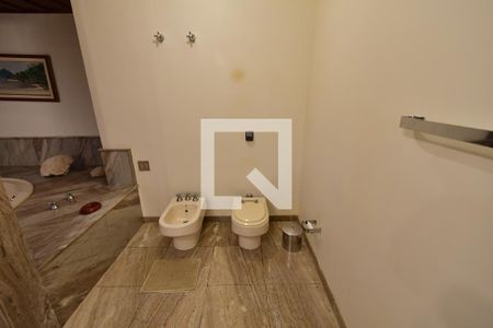 Casa à venda com 986m², 7 quartos e 10 vagasBanheiro 1 - Suíte
