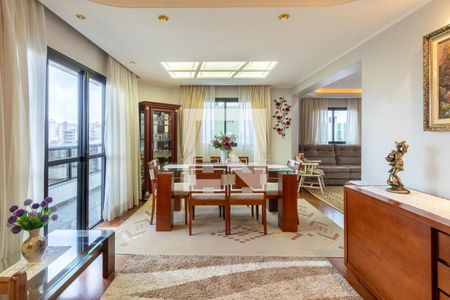 Apartamento à venda com 3 quartos, 156m² em Vila Bastos, Santo André