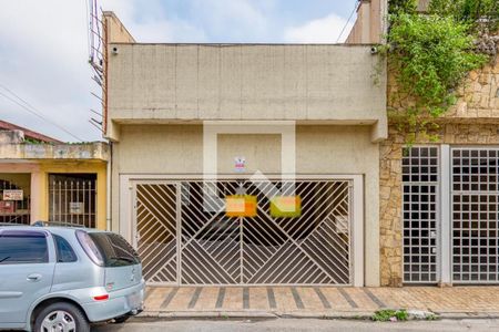 Casa à venda com 240m², 3 quartos e 4 vagas