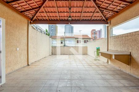 Casa à venda com 240m², 3 quartos e 4 vagas