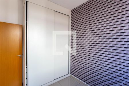 Quarto 1 de apartamento para alugar com 2 quartos, 66m² em Itatiaia, Belo Horizonte
