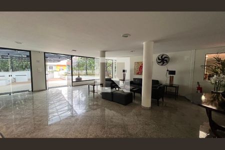 Apartamento para alugar com 40m², 1 quarto e 1 vagaHall de entrada