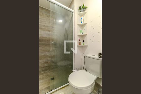 Banheiro de kitnet/studio para alugar com 1 quarto, 27m² em Campos Elíseos, São Paulo