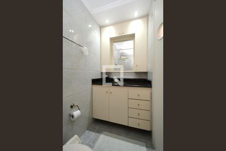 Apartamento à venda com 74m², 3 quartos e 1 vagaBanheiro da Suíte