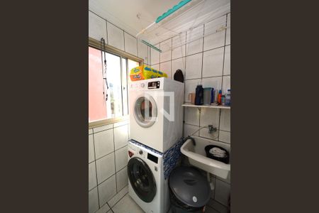 Apartamento à venda com 74m², 3 quartos e 1 vagaÁrea de Serviço