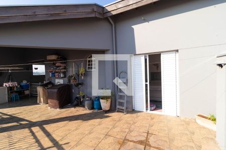 Casa à venda com 482m², 3 quartos e 4 vagas Casa à venda com 482m², 3 quartos e 4 vagasVaranda da Suíte