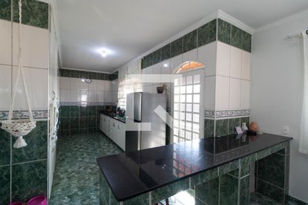 Casa à venda com 482m², 3 quartos e 4 vagas Casa à venda com 482m², 3 quartos e 4 vagasCozinha