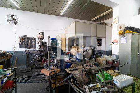 Casa à venda com 482m², 3 quartos e 4 vagas Casa à venda com 482m², 3 quartos e 4 vagasGalpão