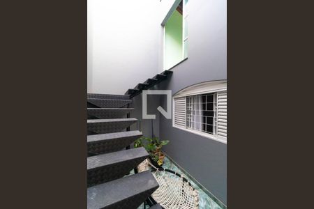 Casa à venda com 482m², 3 quartos e 4 vagas Casa à venda com 482m², 3 quartos e 4 vagasÁrea de Luz