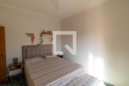 Casa à venda com 482m², 3 quartos e 4 vagas Casa à venda com 482m², 3 quartos e 4 vagasSuíte