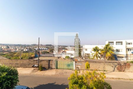 Casa à venda com 482m², 3 quartos e 4 vagas Casa à venda com 482m², 3 quartos e 4 vagasVista da Varanda da Salas