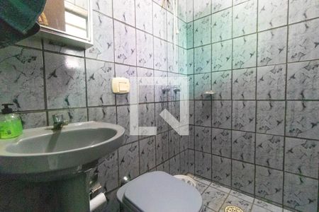 Casa à venda com 482m², 3 quartos e 4 vagas Casa à venda com 482m², 3 quartos e 4 vagasBanheiro 02