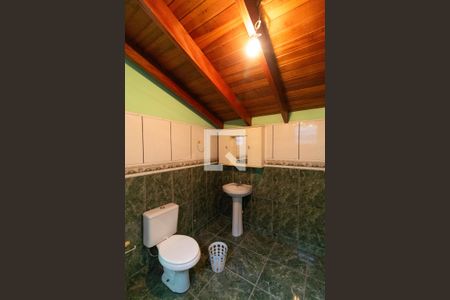 Casa à venda com 482m², 3 quartos e 4 vagas Casa à venda com 482m², 3 quartos e 4 vagasBanheiro 04