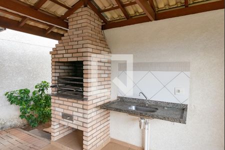 Apartamento para alugar com 50m², 2 quartos e 1 vagaÁrea comum - Churrasqueira