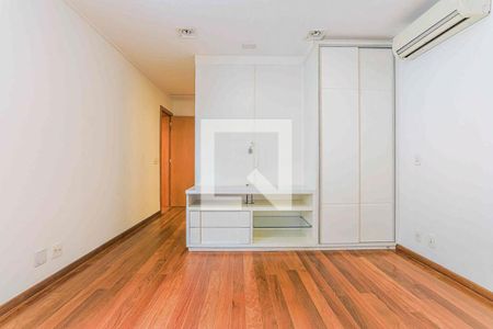 Apartamento à venda com 191m², 3 quartos e 4 vagas