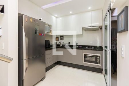 Casa à venda com 75m², 2 quartos e 1 vaga