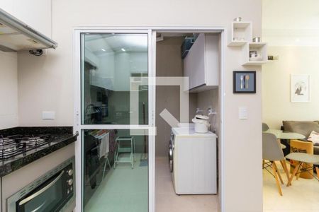 Casa à venda com 75m², 2 quartos e 1 vaga