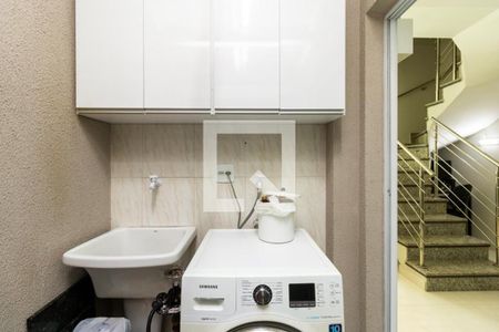 Casa à venda com 75m², 2 quartos e 1 vaga