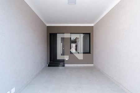 Casa à venda com 156m², 3 quartos e 2 vagasEntrada