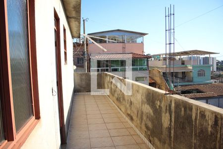 Casa à venda com 150m², 3 quartos e 2 vagasVaranda 