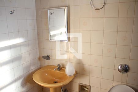 Casa à venda com 150m², 3 quartos e 2 vagasBanheiro
