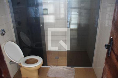 Casa à venda com 150m², 3 quartos e 2 vagasBanheiro