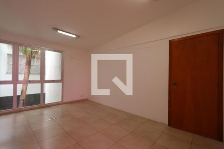 Casa à venda com 574m², 3 quartos e 5 vagasSala 3