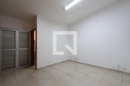 Casa à venda com 574m², 3 quartos e 5 vagasSuíte 2