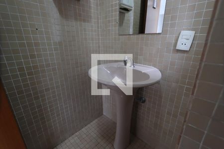 Casa à venda com 574m², 3 quartos e 5 vagasLavabo 2