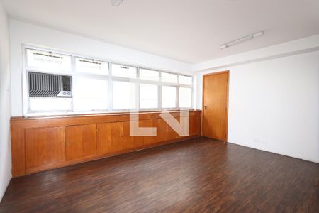 Casa à venda com 574m², 3 quartos e 5 vagasCopa