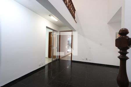 Casa à venda com 574m², 3 quartos e 5 vagasHall inferior