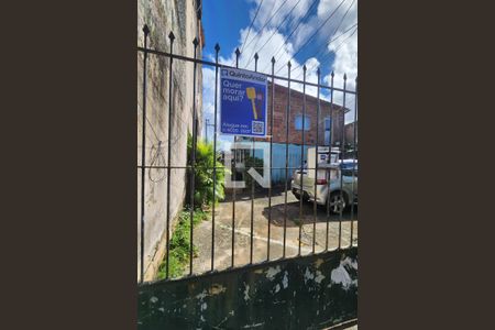 Casa para alugar com 75m², 2 quartos e sem vagaPlaquinha Instalada