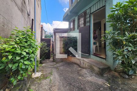 Casa para alugar com 75m², 2 quartos e sem vagaFachada