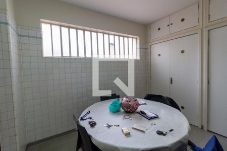 Casa à venda com 580m², 5 quartos e 4 vagasCopa