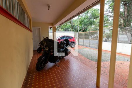 Casa à venda com 580m², 5 quartos e 4 vagasFachada