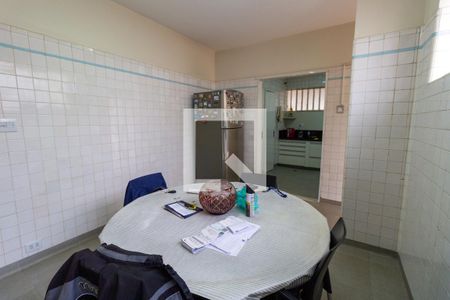 Casa à venda com 580m², 5 quartos e 4 vagasCopa