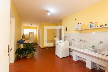 Casa à venda com 580m², 5 quartos e 4 vagasÁrea de Serviço