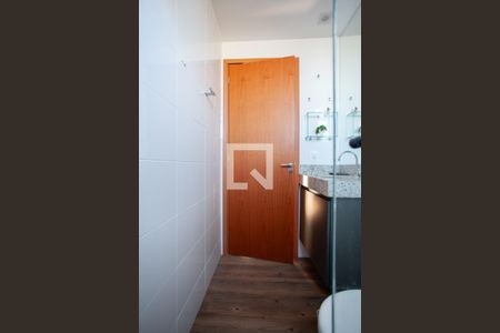 Apartamento à venda com 67m², 2 quartos e 1 vagaBanheiro Social